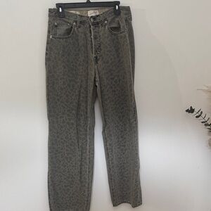 Universal Thread 90s Baggy Jean - Cheetah Print